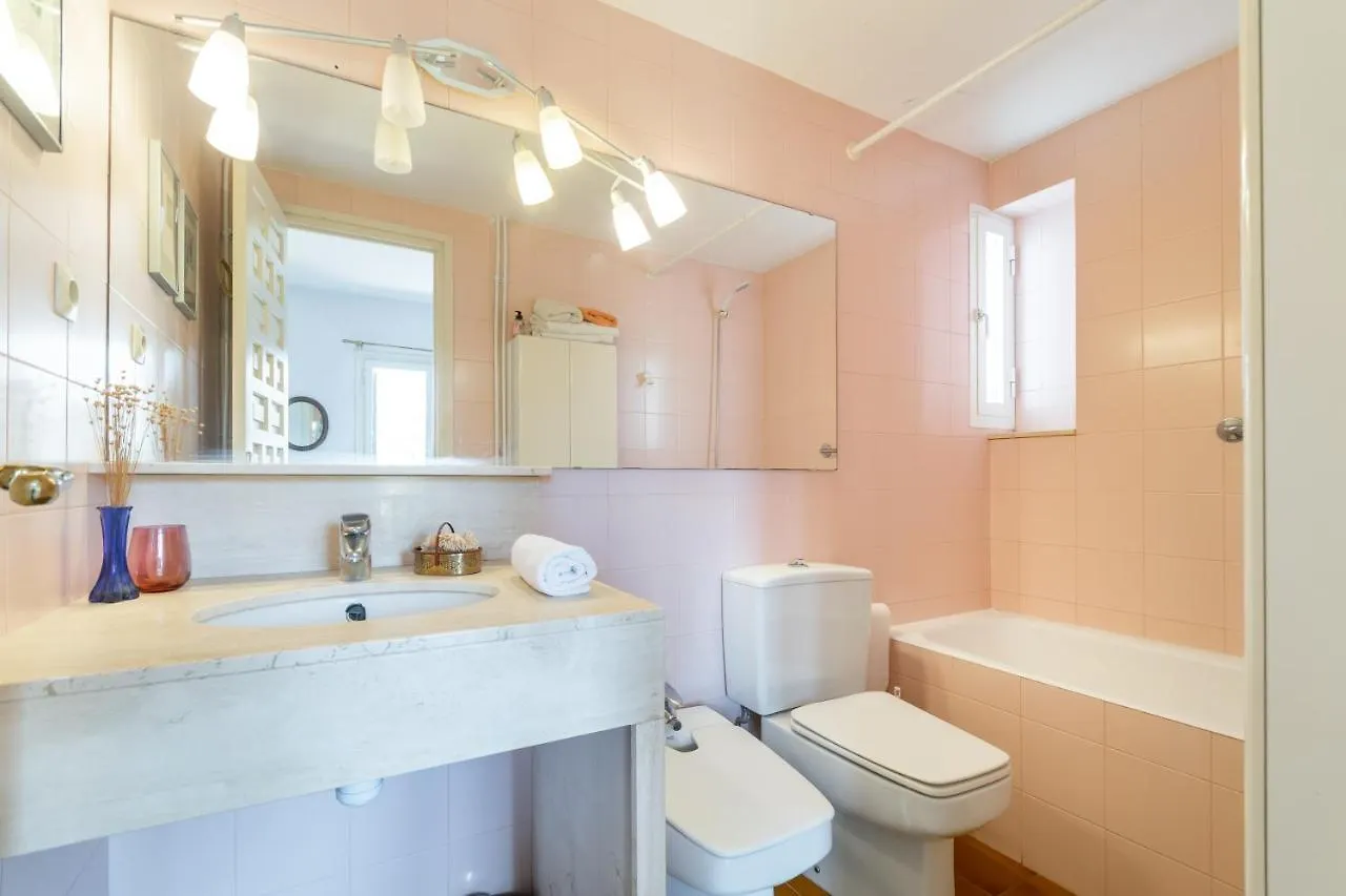 Paola: Preciosa Casa Pareada Con Piscina Apartment Sitges Spain