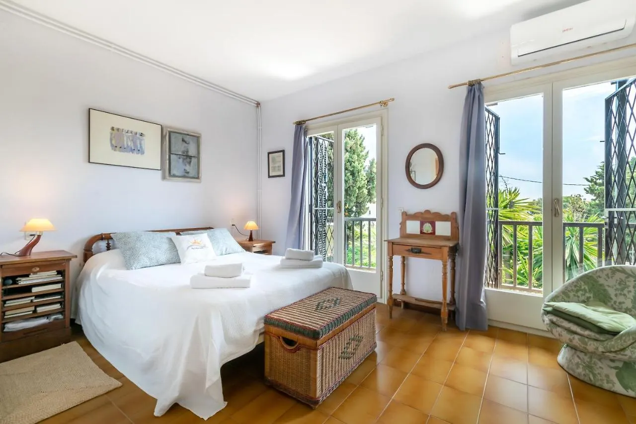 Paola: Preciosa Casa Pareada Con Piscina Apartment Sitges 0*,  Spain
