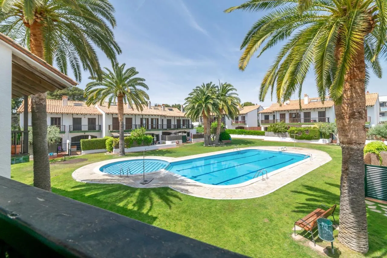 Paola: Preciosa Casa Pareada Con Piscina Apartment Sitges