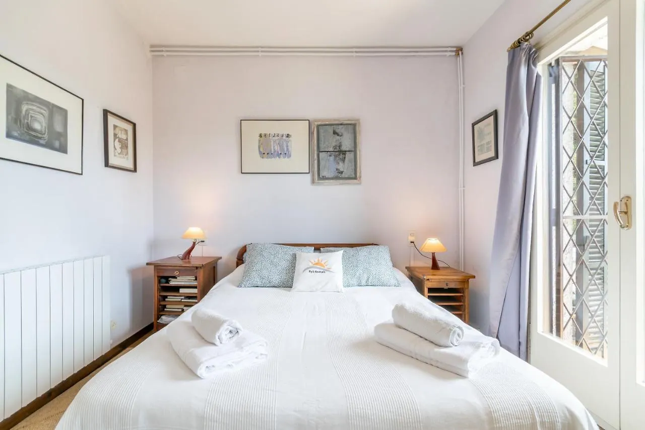 Paola: Preciosa Casa Pareada Con Piscina Apartment Sitges Spain
