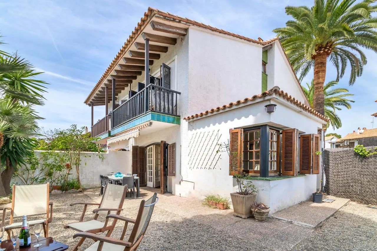 Apartmán Paola: Preciosa Casa Pareada Con Piscina Sitges